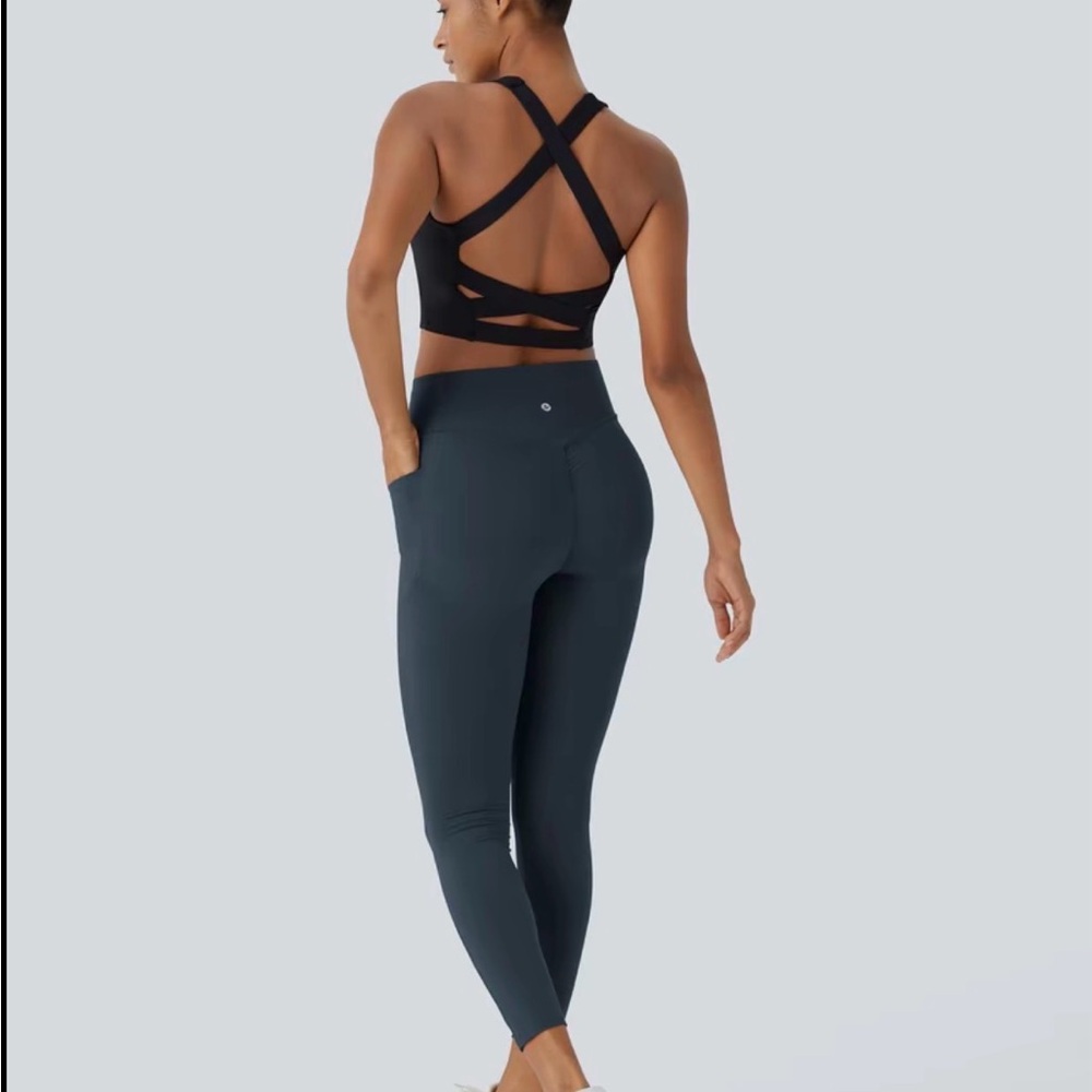 NWT Halara UltraSculpt High Waisted Butt Lifting Tummy Control Leggings size S